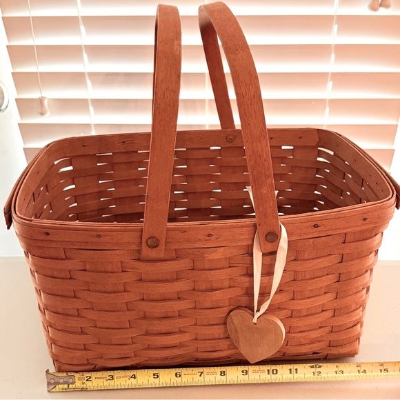 1990 Longaberger Large Market Basket w/ Swing Handles Signed 16”x11.5”x9” Charm - Picture 2 of 16